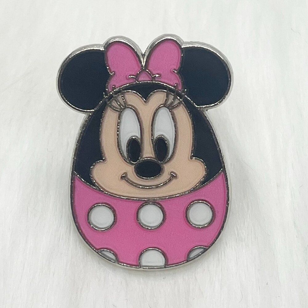 🔮 5/$25‎ Disney Easter Egg Minnie Mouse Pin